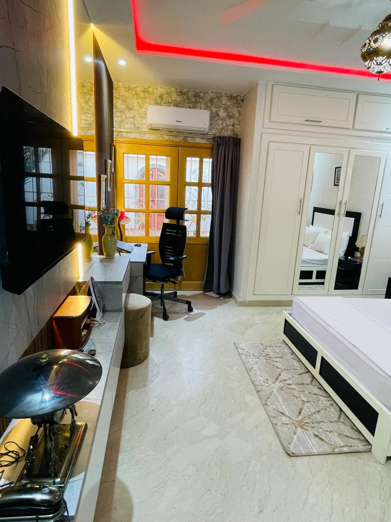 Villa Entire Garden Wi-fi Near *